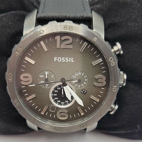 FOSSIL Nate JR1437 Men's Black Leather Analog Gunmetal Dial Quartz Watch BC347 - Picture 1 of 10